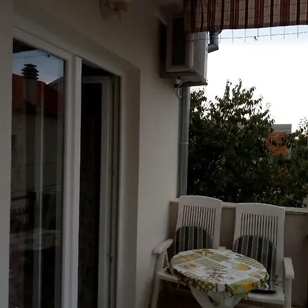 Apartament Mladen Apartman Za Obitelj *
