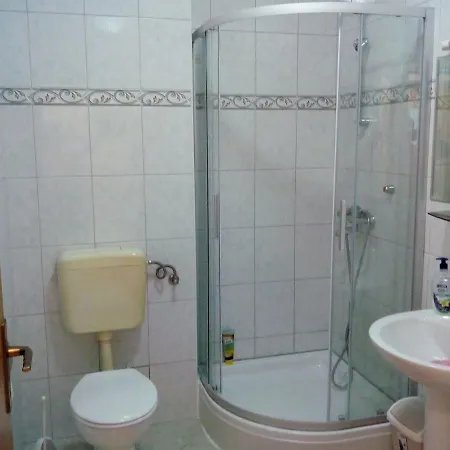 Mladen Apartman Za Obitelj Apartament *